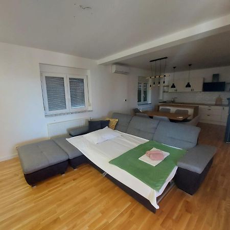 Apartament Apartman Lucija Biograd Na Moru Zewnętrze zdjęcie