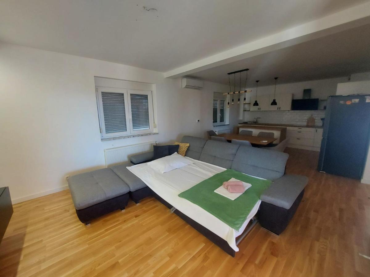 Apartament Apartman Lucija Biograd Na Moru Zewnętrze zdjęcie